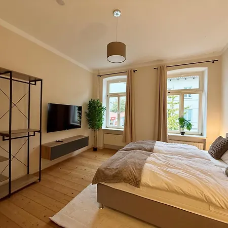 Dora - Charmante Im Zentrum Von - Naehe Bahnhof 公寓 什未林