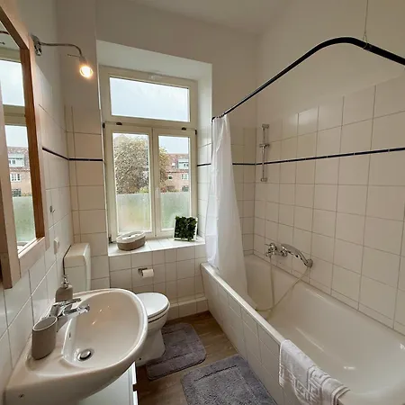 公寓 Dora - Charmante Im Zentrum Von - Naehe Bahnhof 什未林